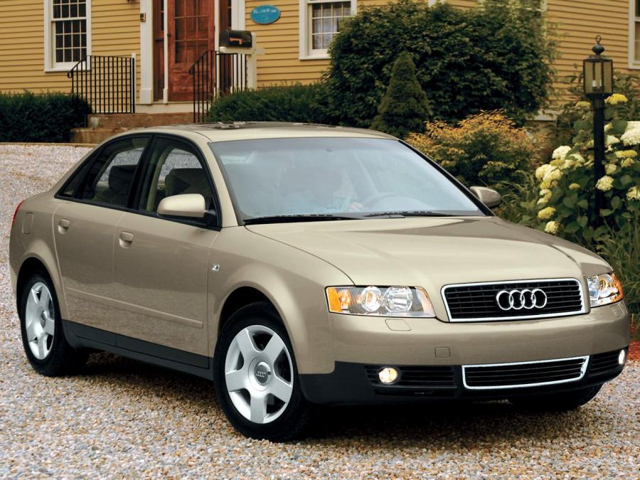  Audi A4 Sedan (B6,8E) 2000 года  (NA) (фото 10 из 14)
